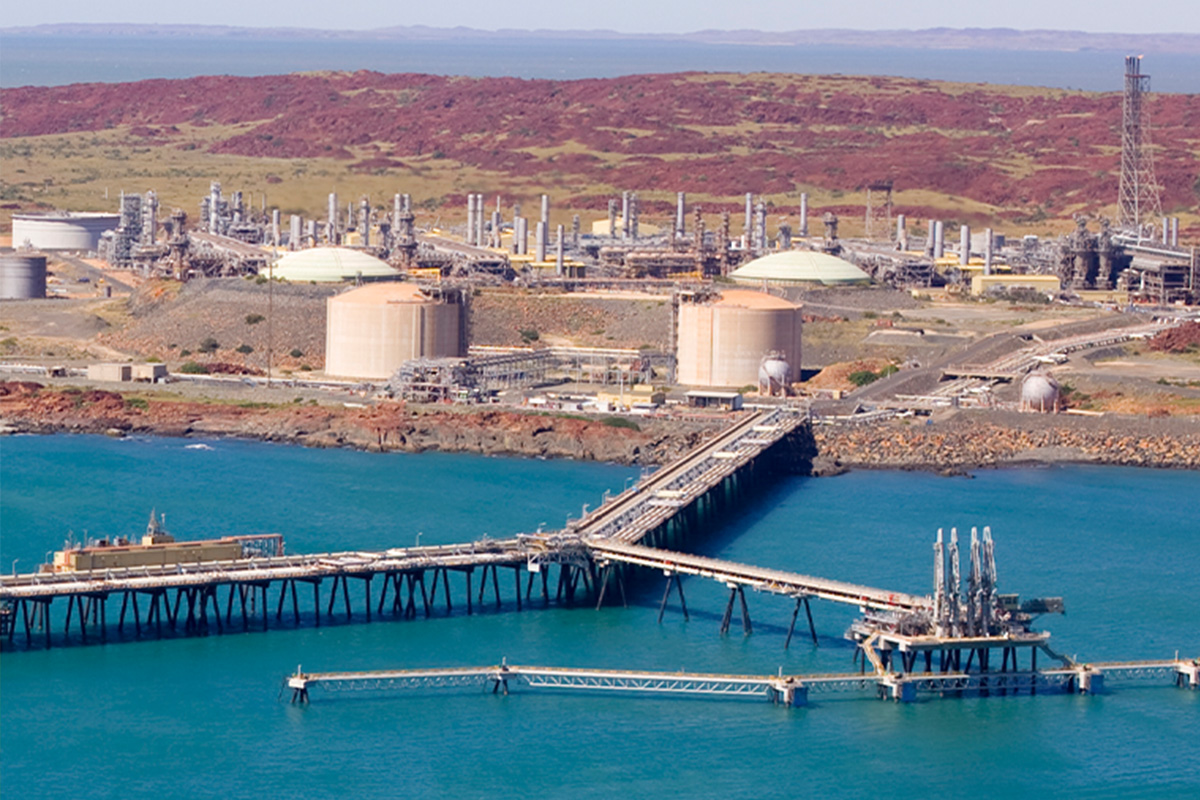 Clough awarded Train V Jetty  image